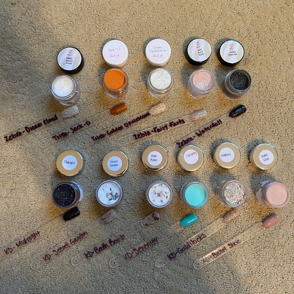 Dip powder bundle!! - Picture 5 of 10